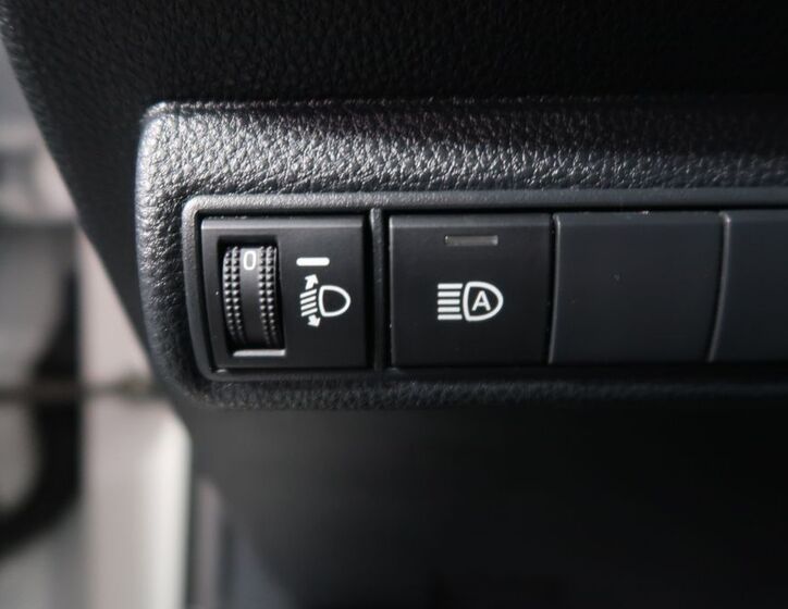 Toyota Corolla 23