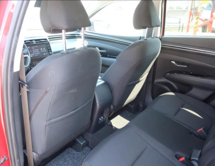 Hyundai Tucson 12