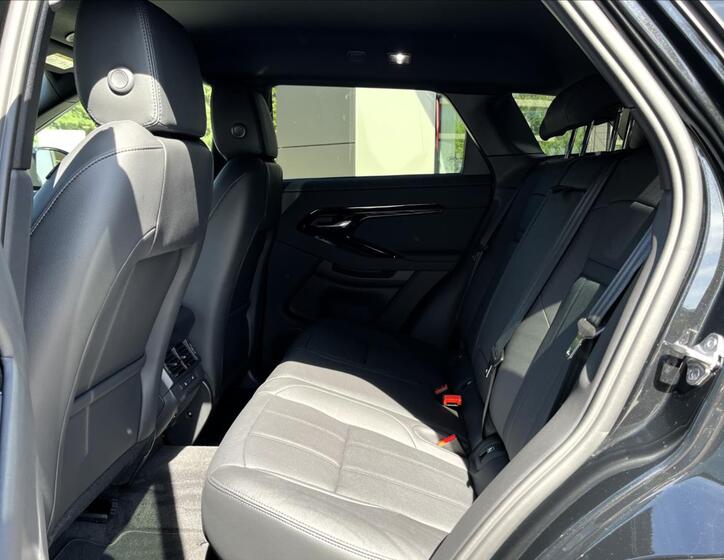 Land Rover Range Rover Evoque 30