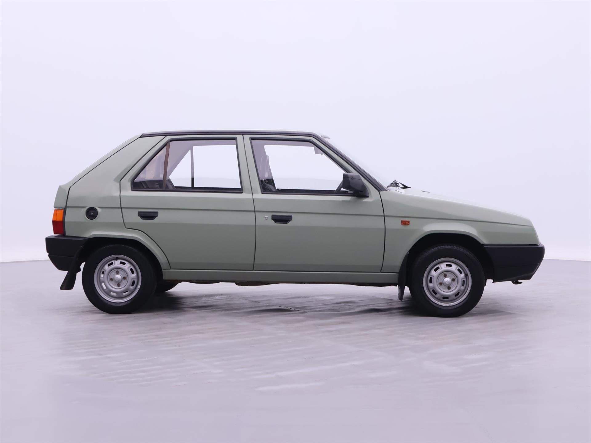 Škoda Favorit