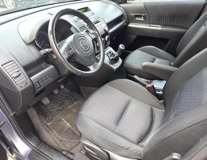 Mazda 5 9