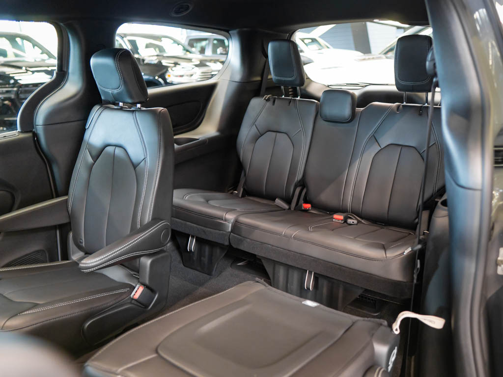 Chrysler Pacifica