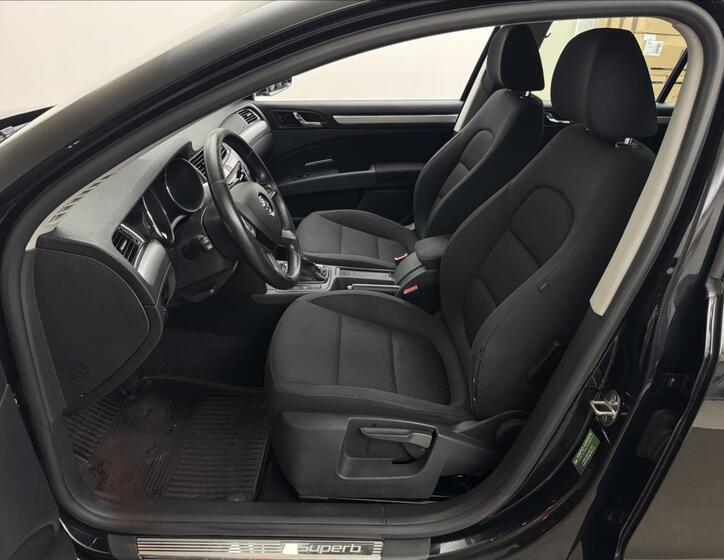 Škoda Superb 31