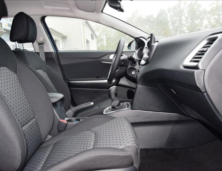 KIA Ceed 4