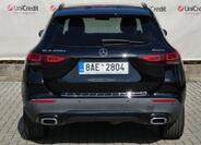Mercedes-Benz GLA 4