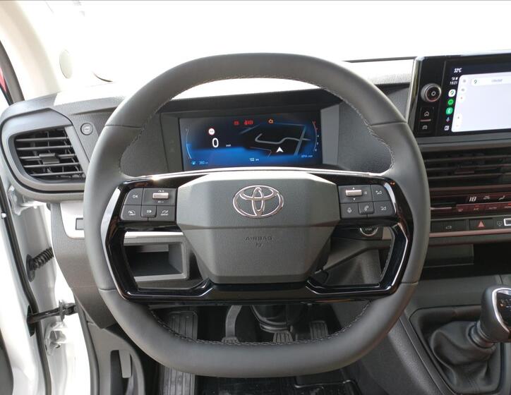 Toyota ProAce 17