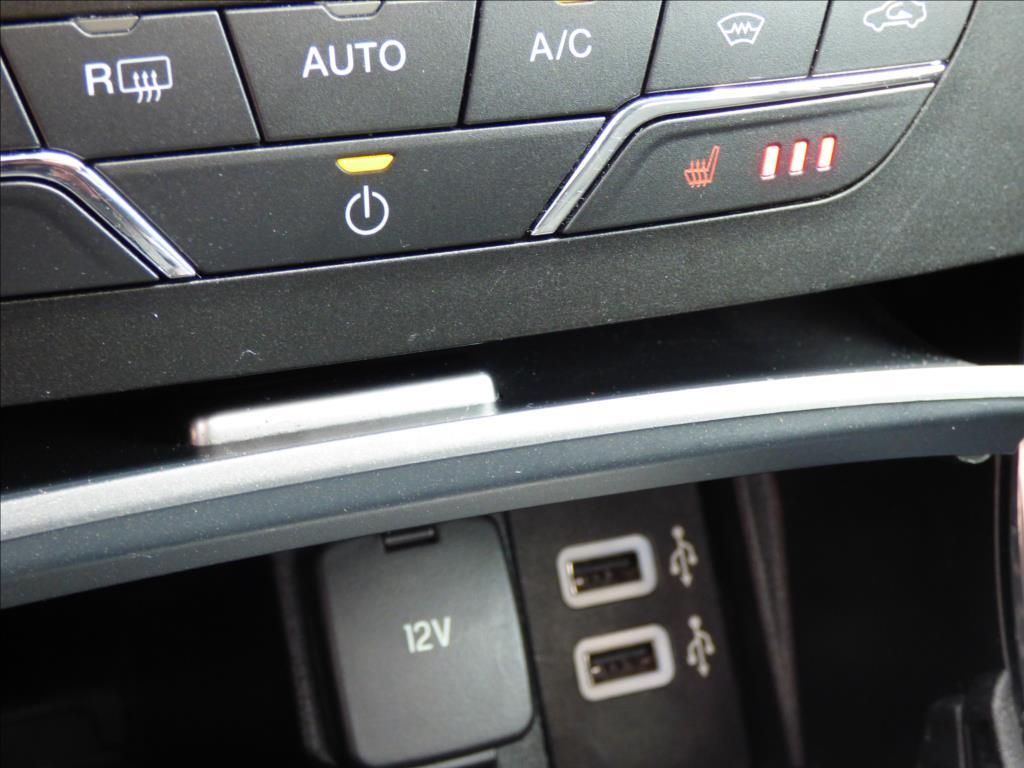 Ford S-MAX 42