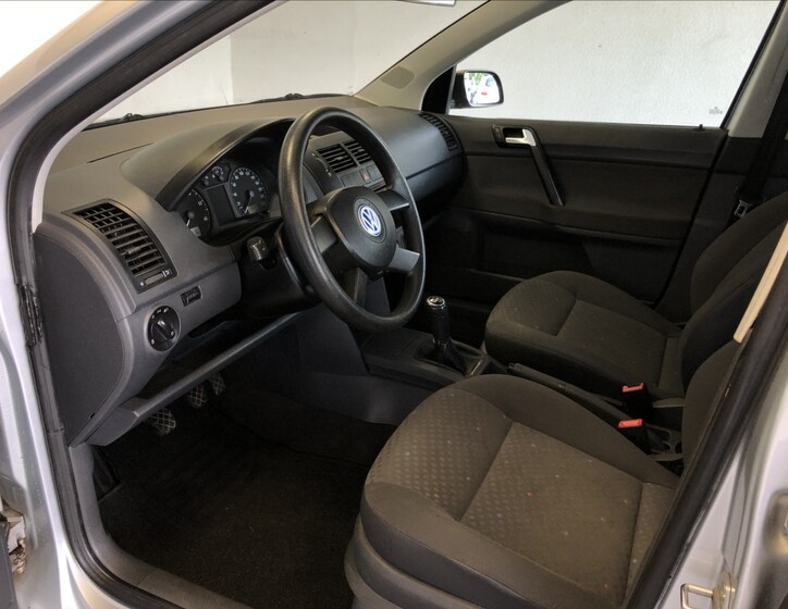 Volkswagen Polo 9