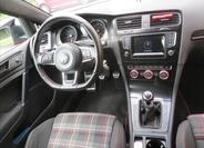 Volkswagen Golf 13