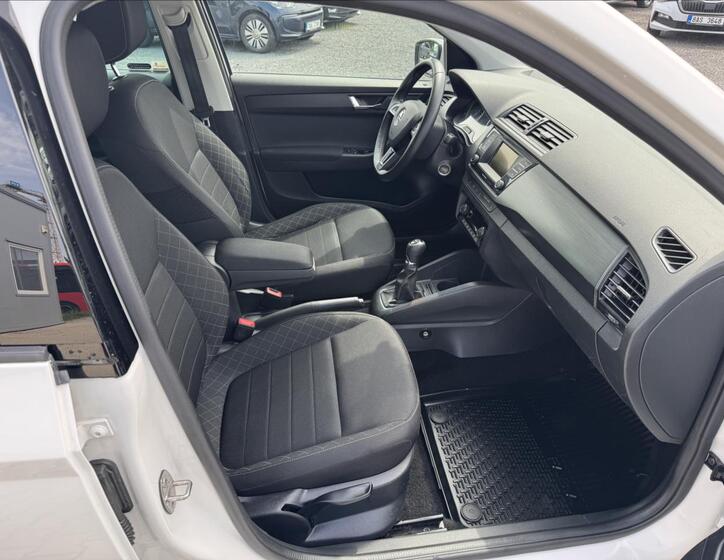 Škoda Fabia 12