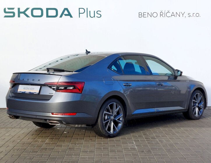 Škoda Superb 2