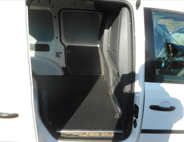 Volkswagen Caddy 17