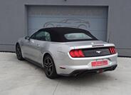 Ford Mustang 4