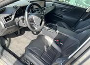 Lexus ES 300h 10