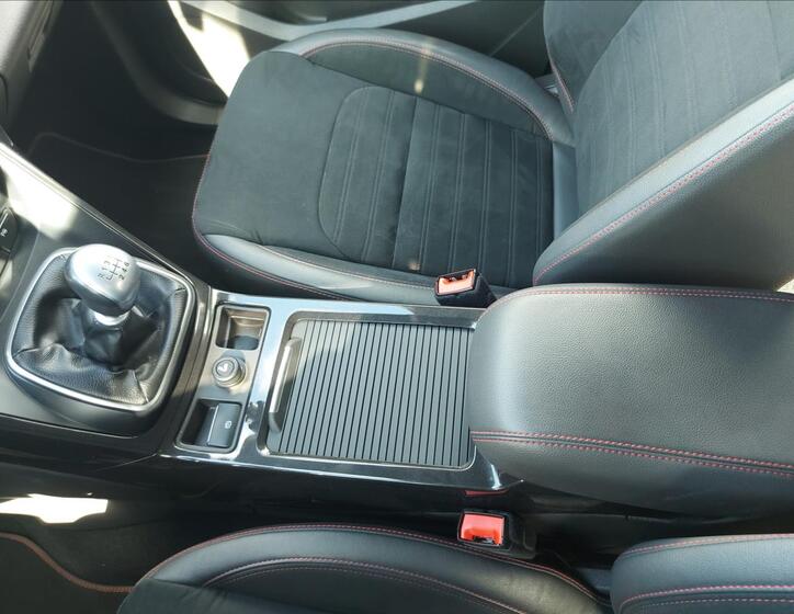 Ford Kuga 38