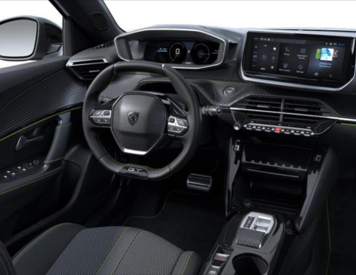 Peugeot 2008 7