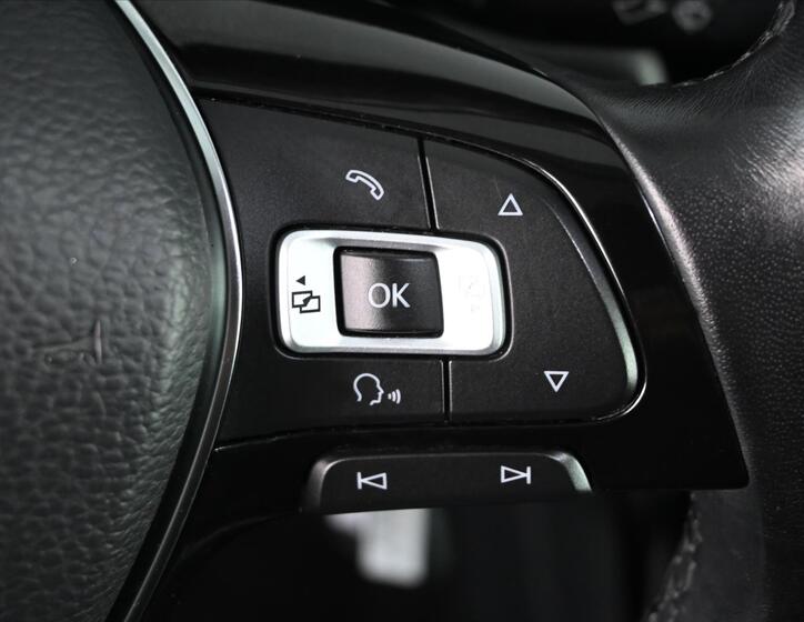 Volkswagen Touran 18
