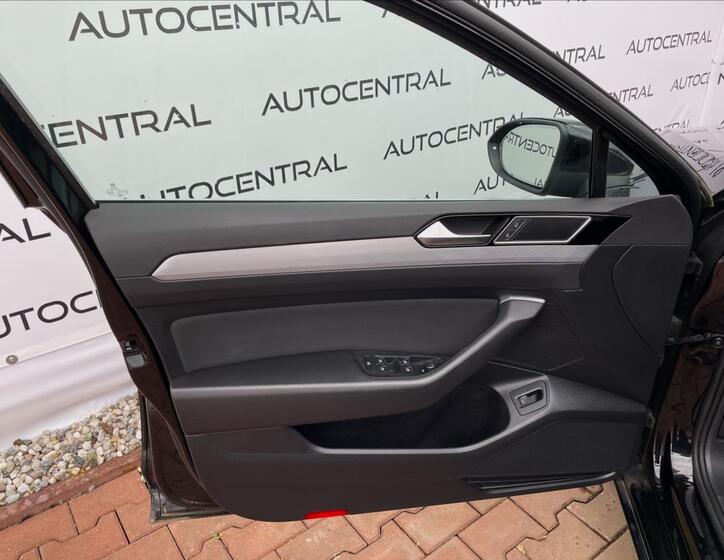 Volkswagen Passat 13