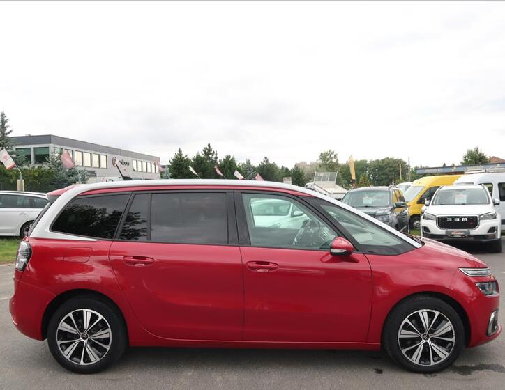 Citroën Grand C4 SpaceTourer 4