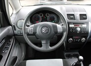 Suzuki SX4 10