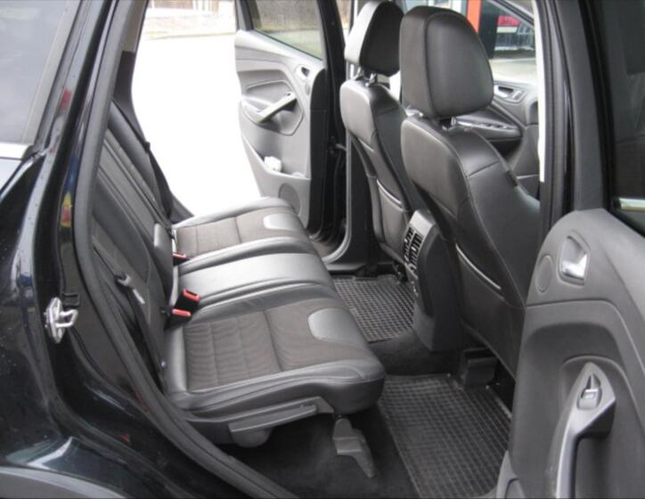 Ford Kuga 11