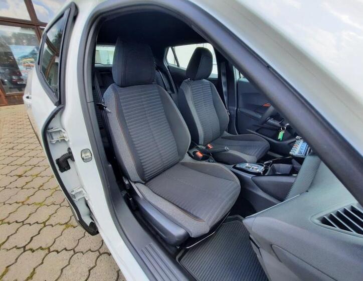 Peugeot 2008 15