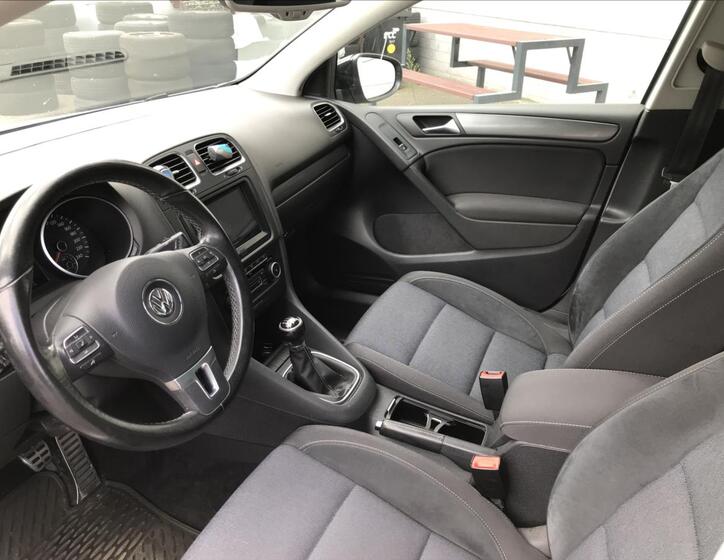 Volkswagen Golf 8
