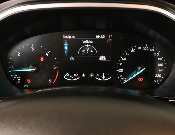 Ford Focus 13