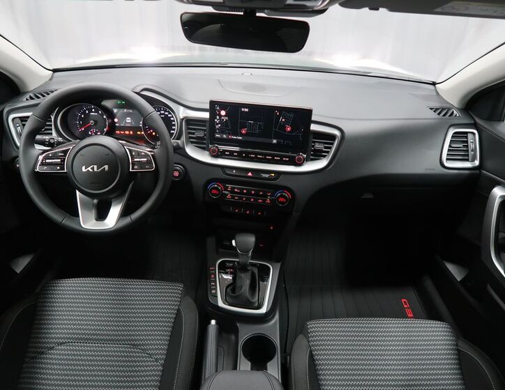 KIA Ceed 11