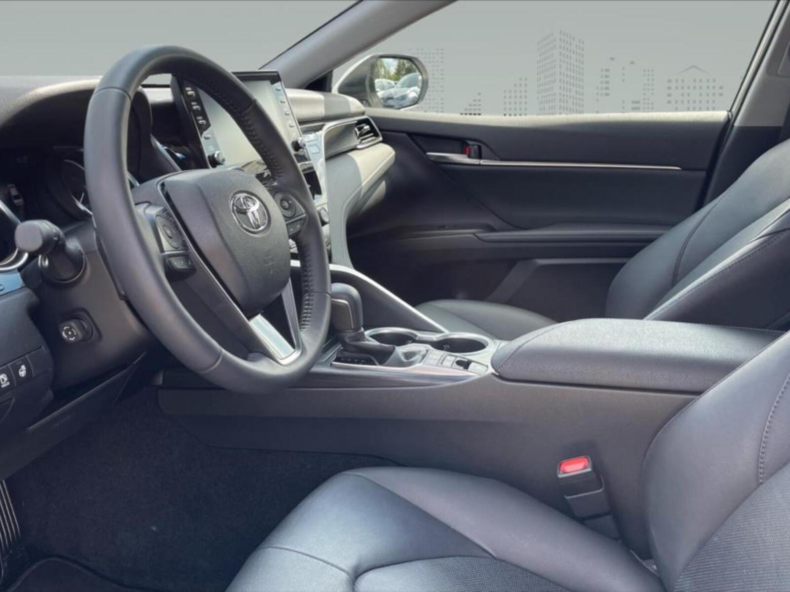 Toyota Camry 7