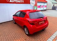 Toyota Yaris 8