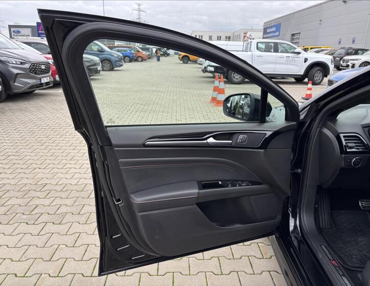 Ford Mondeo 19