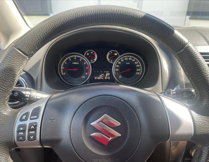 Suzuki SX4 19