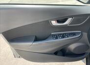 Hyundai Kona 13