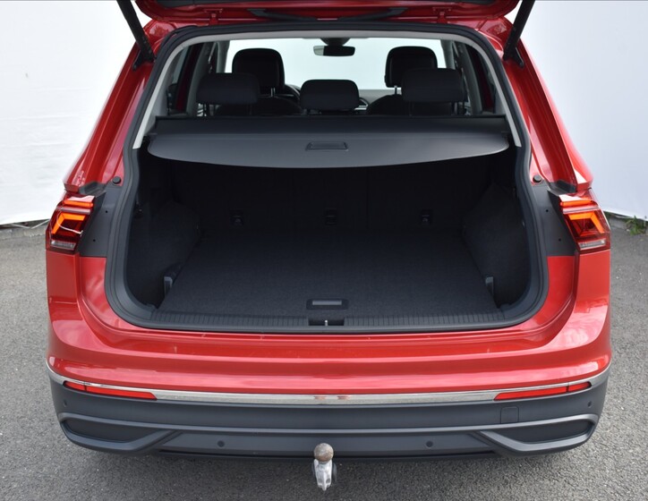 Volkswagen Tiguan Allspace 13