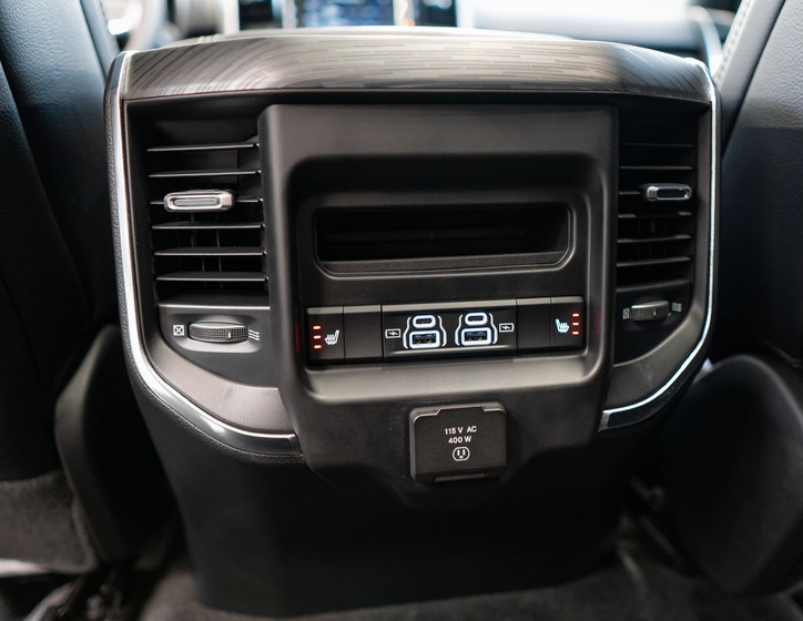 Dodge RAM 33