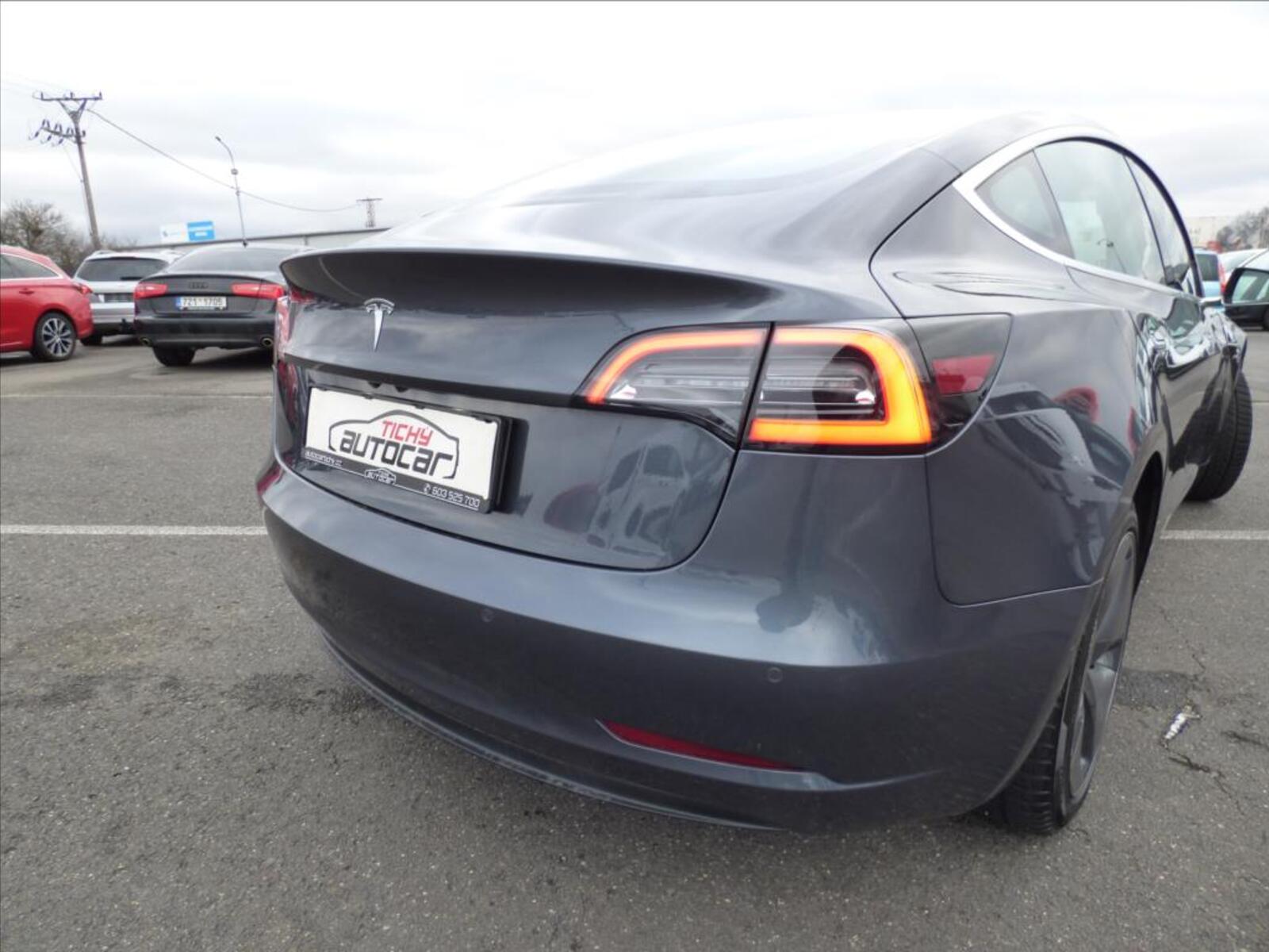Tesla Model 3 54