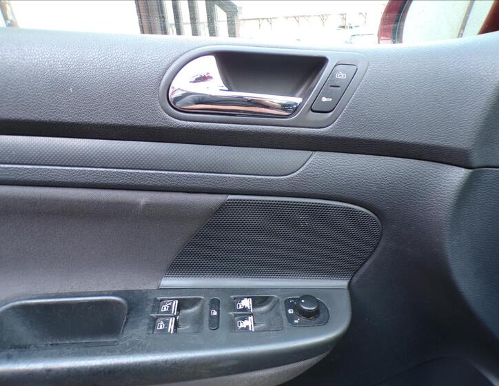 Volkswagen Golf 10