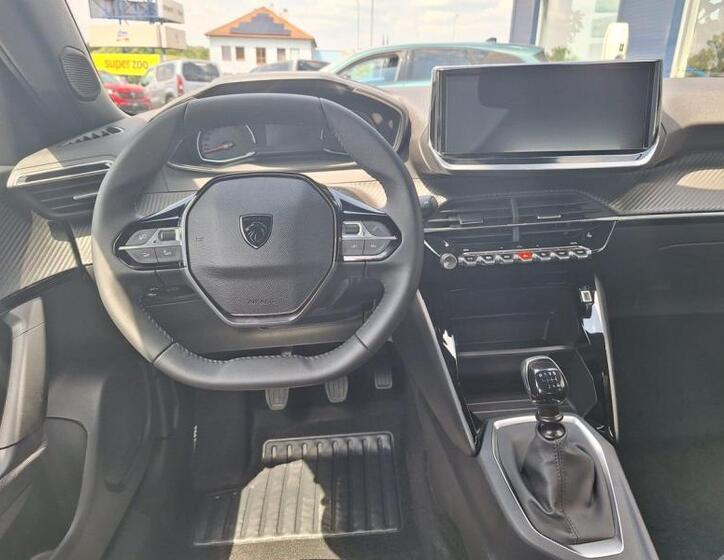 Peugeot 2008 12