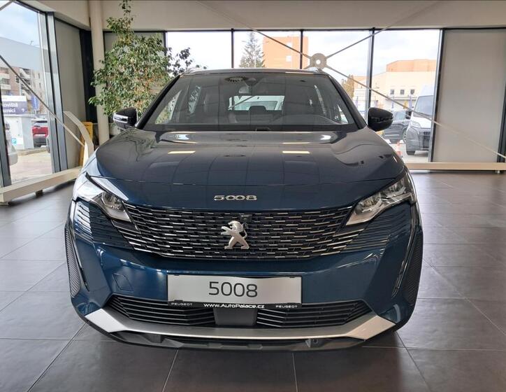 Peugeot 5008 2