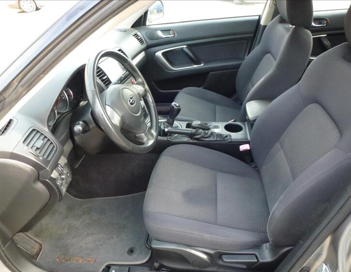 Subaru Legacy 10