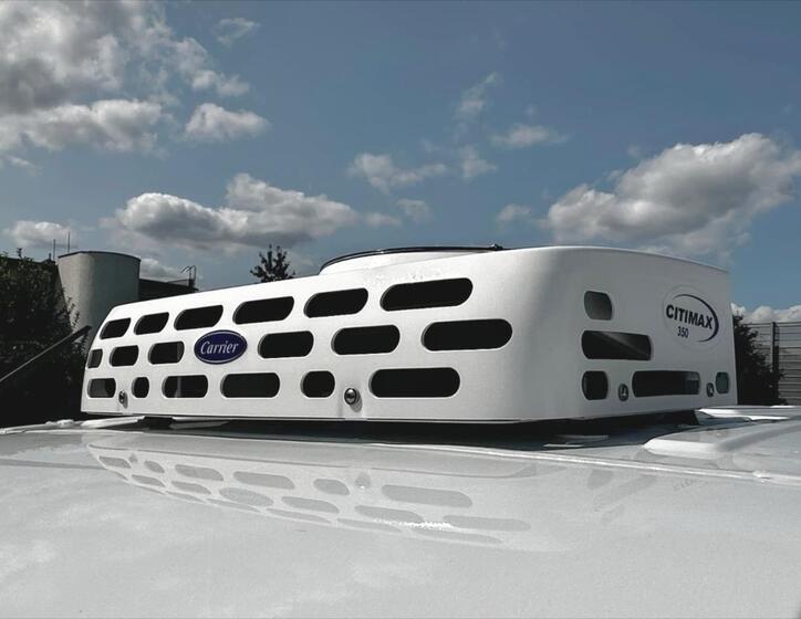 Nissan Interstar 7
