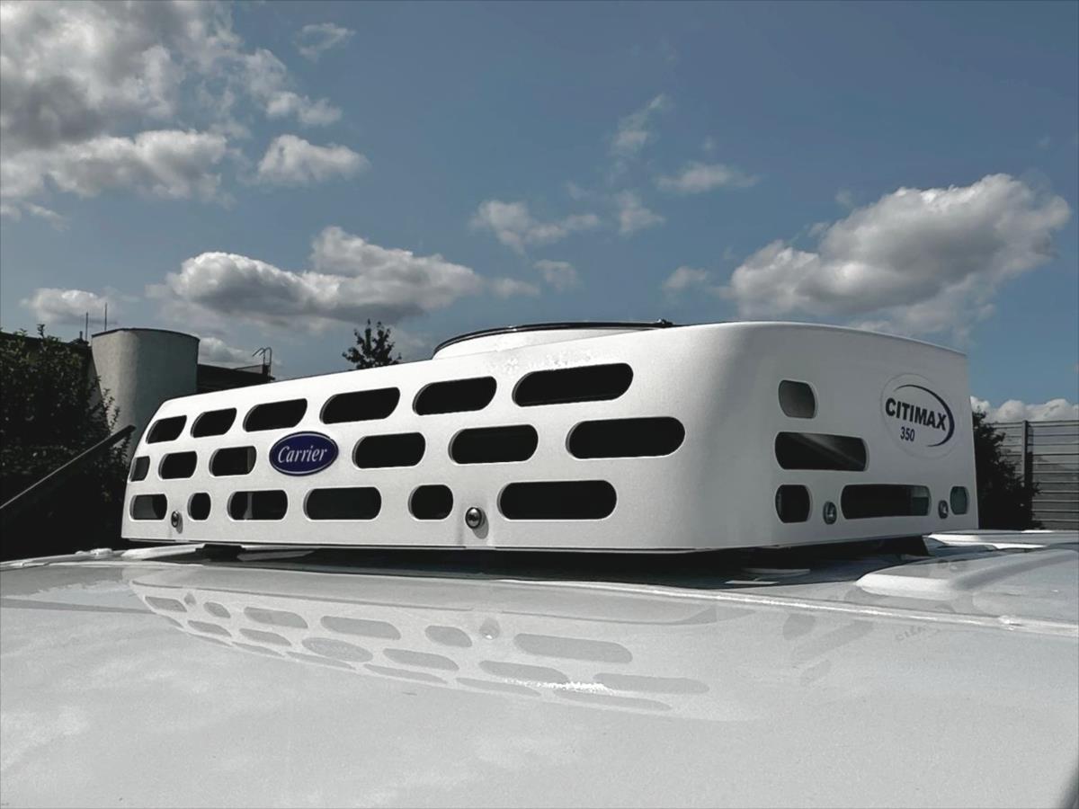 Nissan Interstar