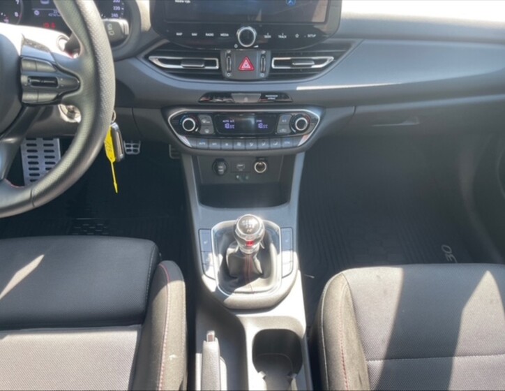 Hyundai i30 10