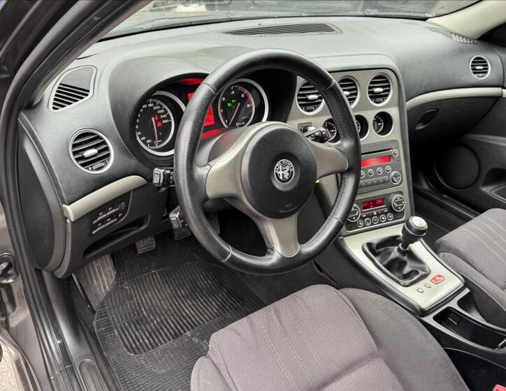 Alfa Romeo 159 20