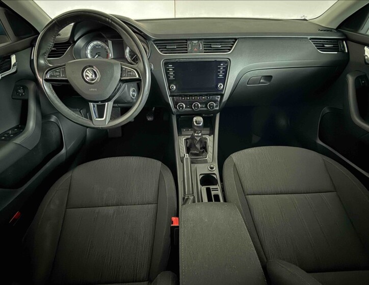 Škoda Octavia 9