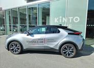 Toyota C-HR 2