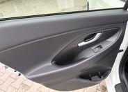 Hyundai i30 17