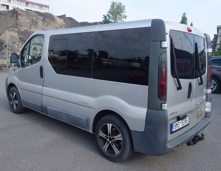 Opel Vivaro 4