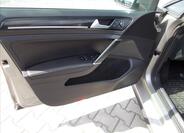 Volkswagen Golf 27